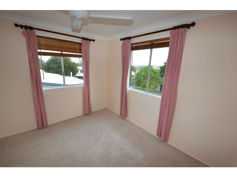 33 Reservoir Street, Gracemere QLD 4702