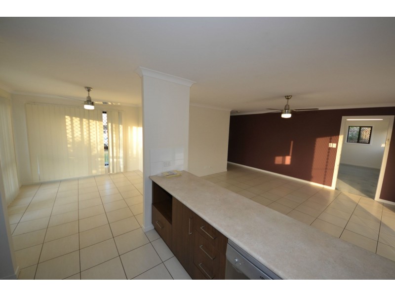 16 John Oxley Drive, Gracemere QLD 4702