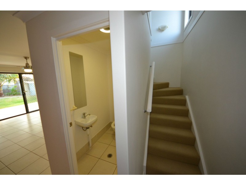 16 John Oxley Drive, Gracemere QLD 4702