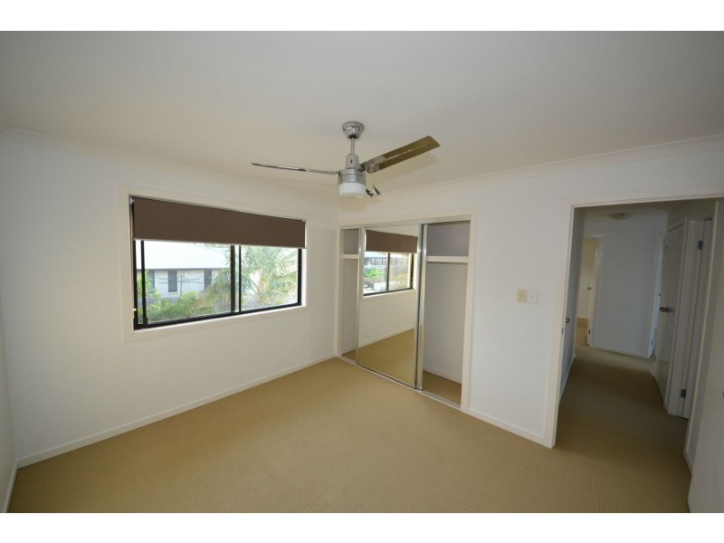 16 John Oxley Drive, Gracemere QLD 4702