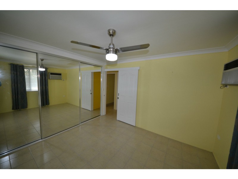 19 Gleeson Close, Gracemere QLD 4702