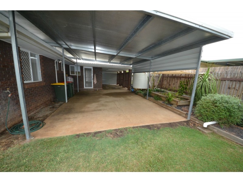 19 Gleeson Close, Gracemere QLD 4702