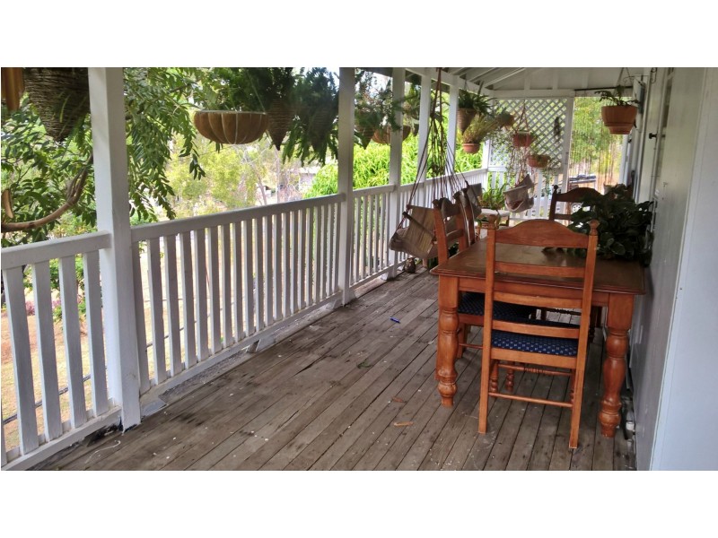 50 Gordon Lane, Walterhall QLD 4714