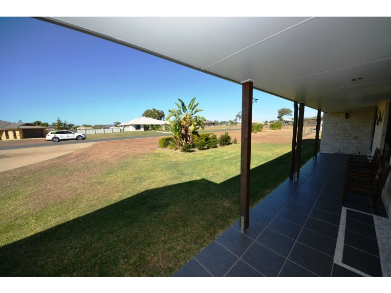29 Robertson Road, Gracemere QLD 4702