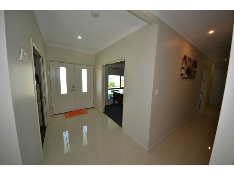 29 Robertson Road, Gracemere QLD 4702