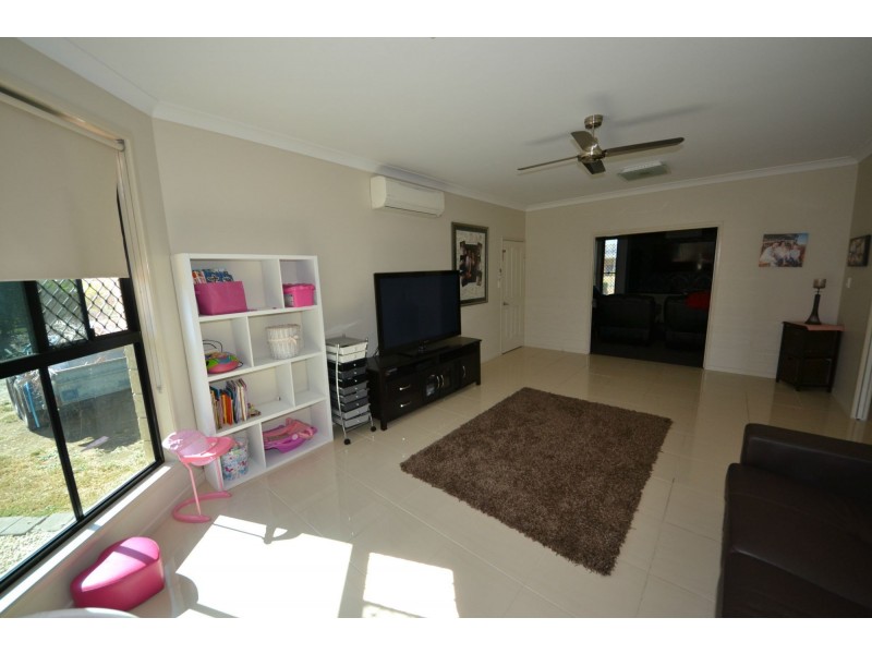 29 Robertson Road, Gracemere QLD 4702