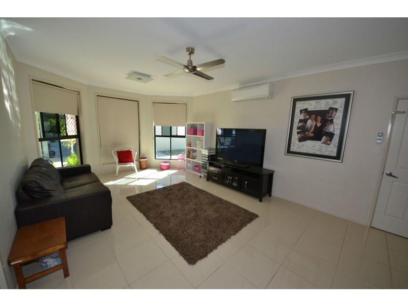 29 Robertson Road, Gracemere QLD 4702