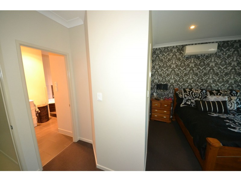 29 Robertson Road, Gracemere QLD 4702