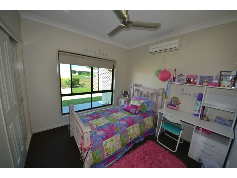 29 Robertson Road, Gracemere QLD 4702