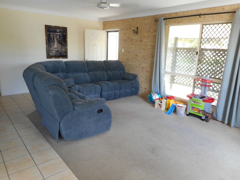 2 Thora Street, Gracemere QLD 4702