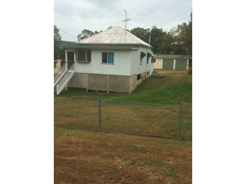 5 Lukin Street, Mount Morgan QLD 4714