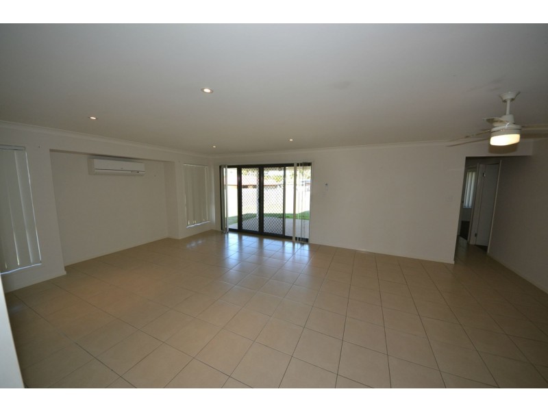 43 Riley Drive, Gracemere QLD 4702