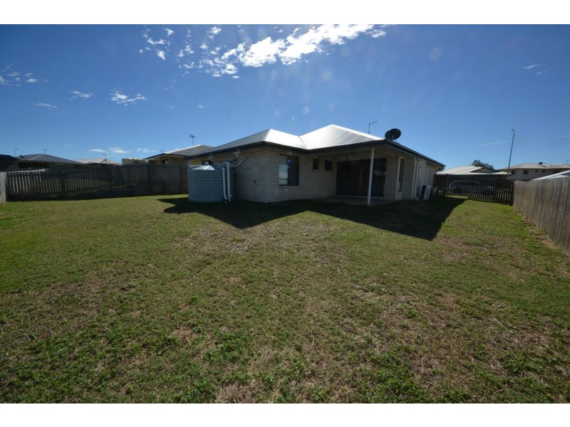 43 Riley Drive, Gracemere QLD 4702