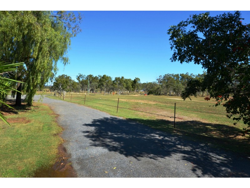 33 Reigel Drive, Gracemere QLD 4702