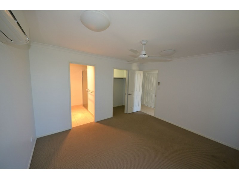4 Brady Place, Gracemere QLD 4702