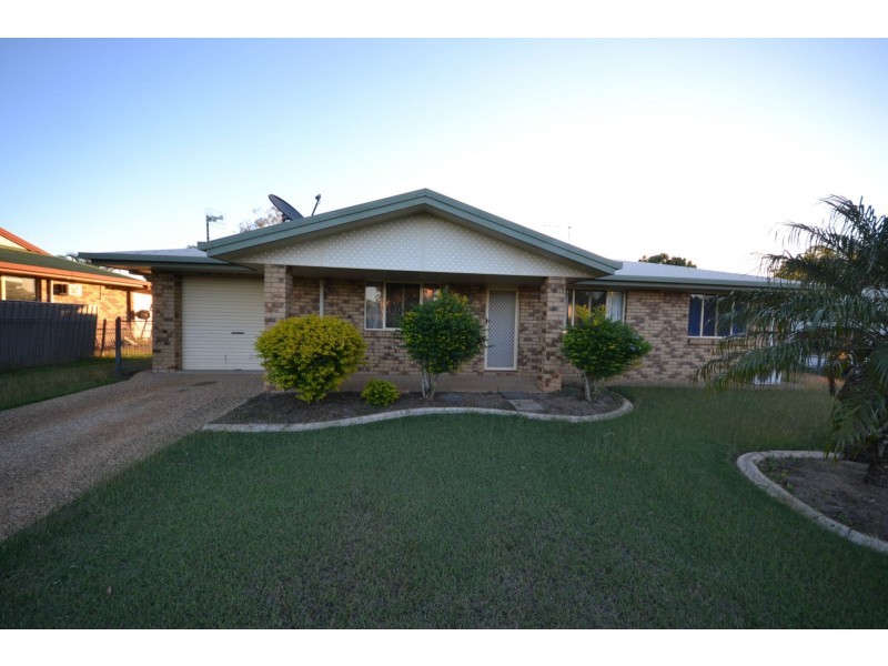 8 Rosewood Drive, Gracemere QLD 4702