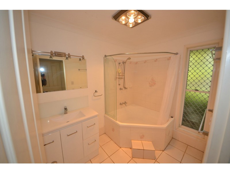 47 Davison Street, Gracemere QLD 4702