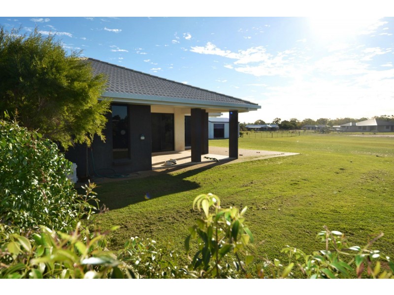 12 Ingram Drive, Gracemere QLD 4702