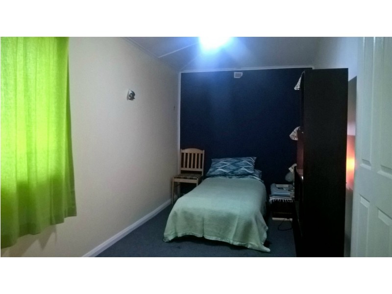 1 Gordon Lane, Mount Morgan QLD 4714