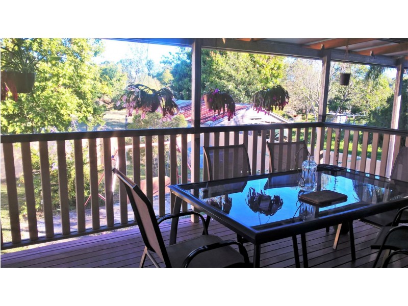 1 Gordon Lane, Mount Morgan QLD 4714