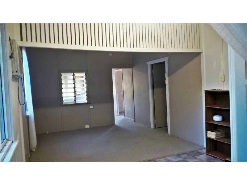 1 Nicholson Street, Mount Morgan QLD 4714