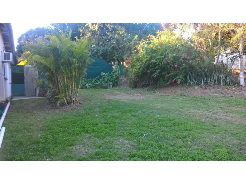 1 Nicholson Street, Mount Morgan QLD 4714