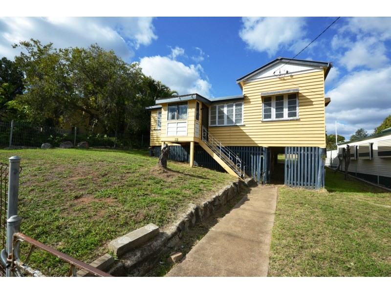 77 James Street, Mount Morgan QLD 4714