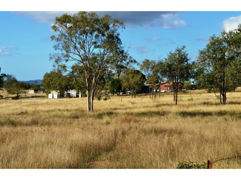9 Harnsworth Road, Alton Downs QLD 4702