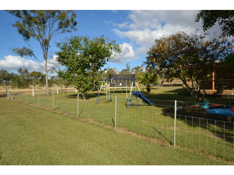 9 Harnsworth Road, Alton Downs QLD 4702