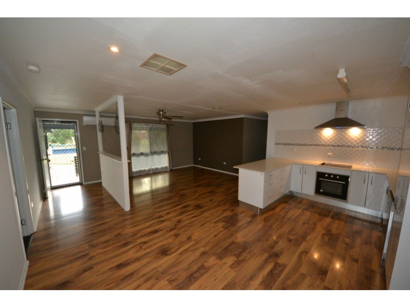 1 Buxton Drive, Gracemere QLD 4702