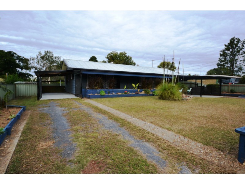 1 Buxton Drive, Gracemere QLD 4702