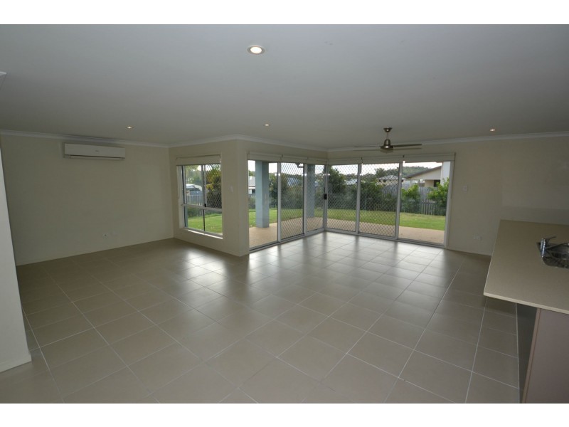 1 Sturt Court, Gracemere QLD 4702