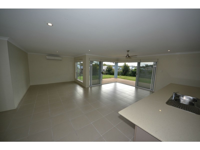 1 Sturt Court, Gracemere QLD 4702