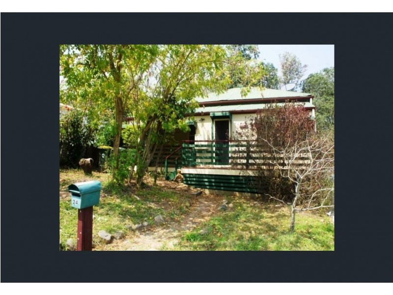 24 Dee Street, Mount Morgan QLD 4714