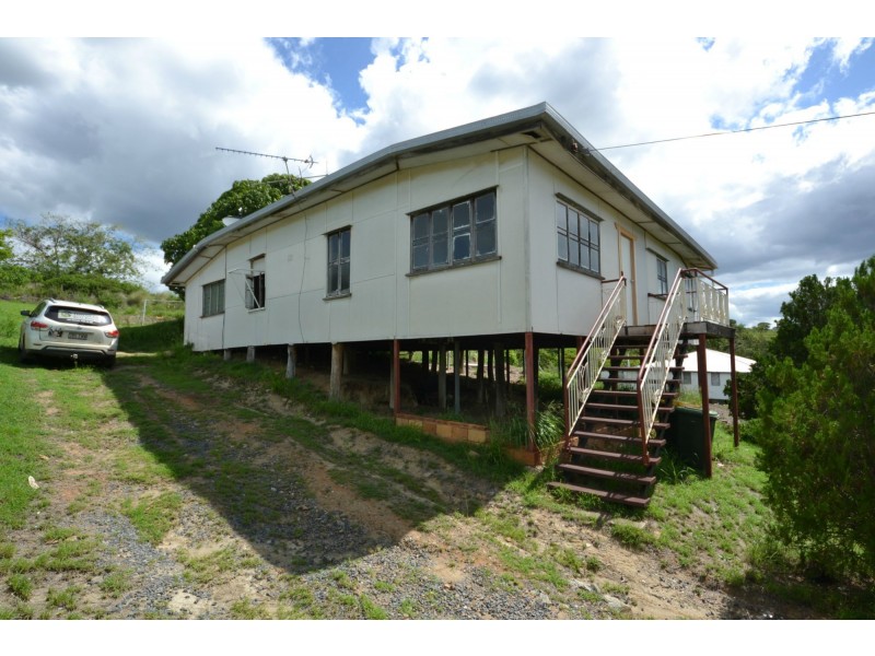42 Darcy Street, Mount Morgan QLD 4714