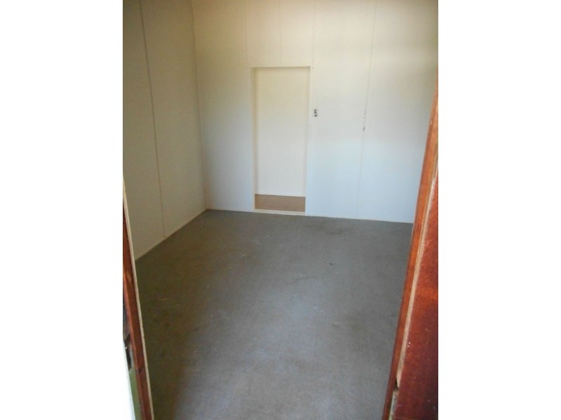 42 Darcy Street, Mount Morgan QLD 4714