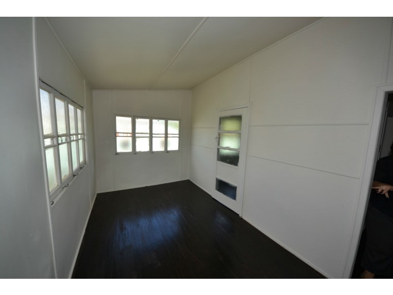42 Darcy Street, Mount Morgan QLD 4714