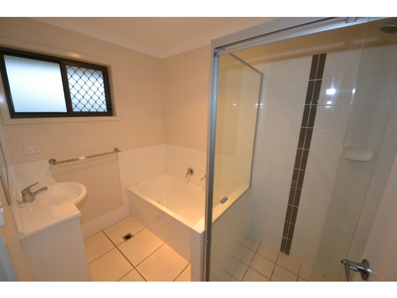 61 Victoria Street, Gracemere QLD 4702