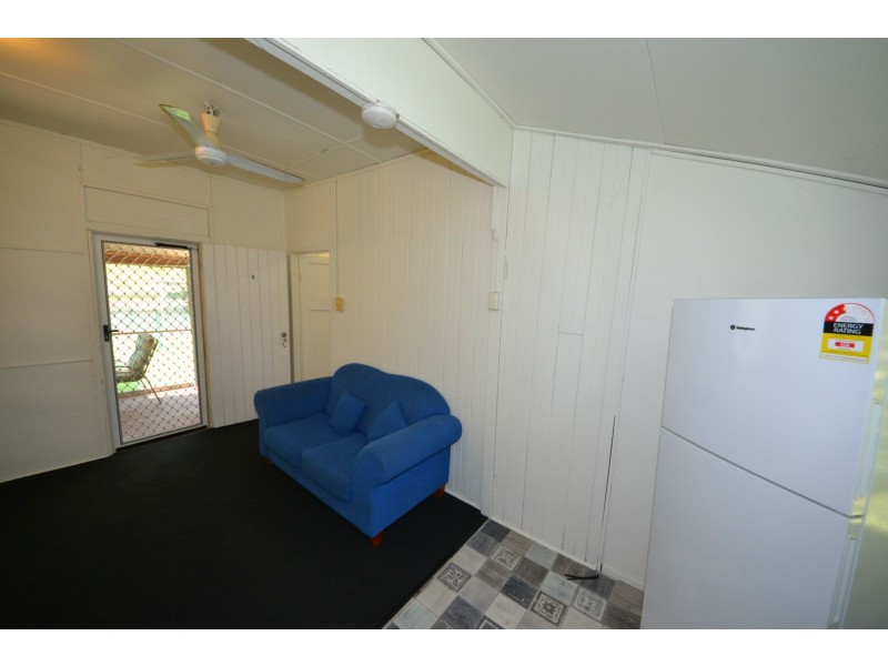 2/2 Morgan Street, Mount Morgan QLD 4714