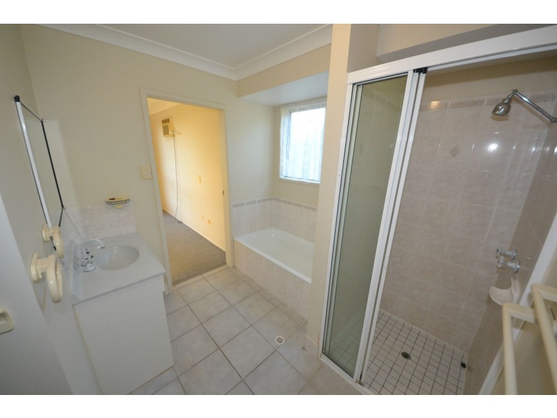 35 Davison Street, Gracemere QLD 4702