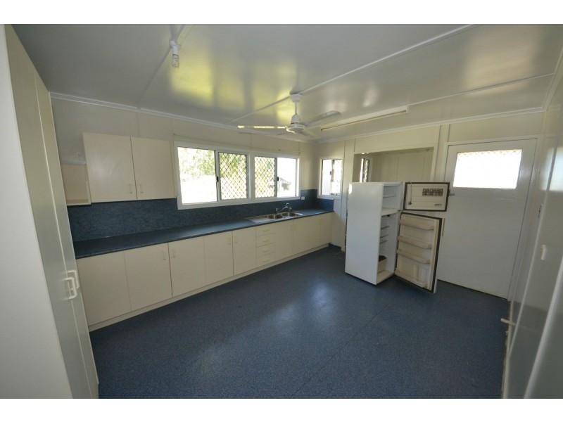 5 Pocket Creek Road, Wowan QLD 4702