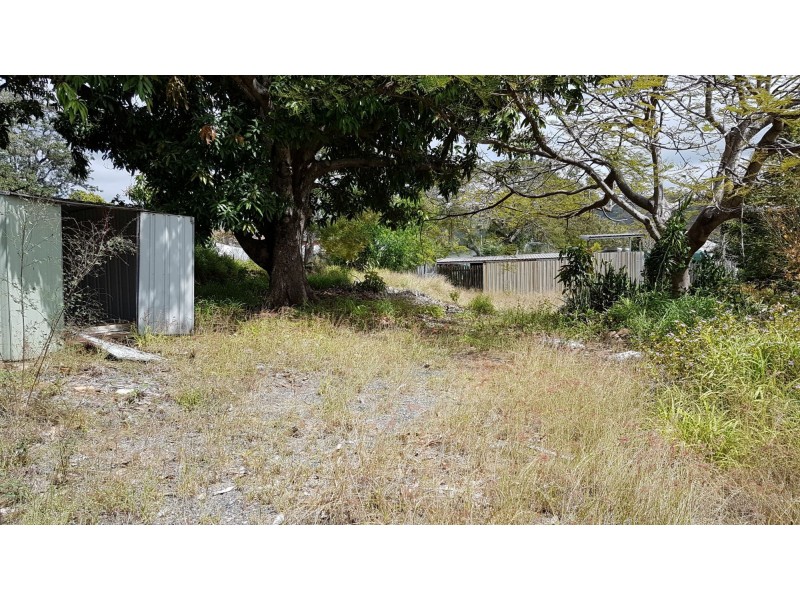 4 Cribb Street, Mount Morgan QLD 4714