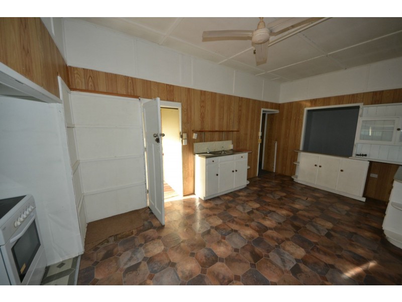 53 Power Street, Baralaba QLD 4702