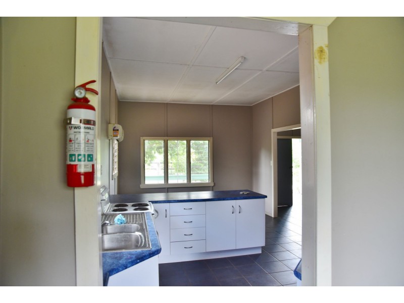 2548 Leichhardt Highway, Dululu QLD 4702