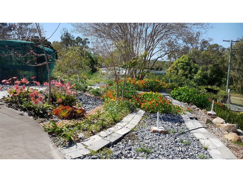 83 Byrnes Parade, Mount Morgan QLD 4714