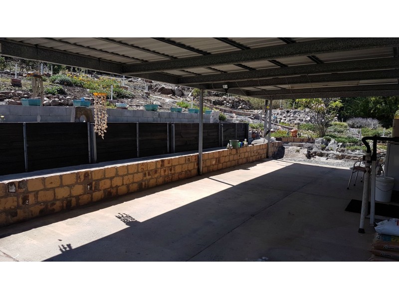 83 Byrnes Parade, Mount Morgan QLD 4714