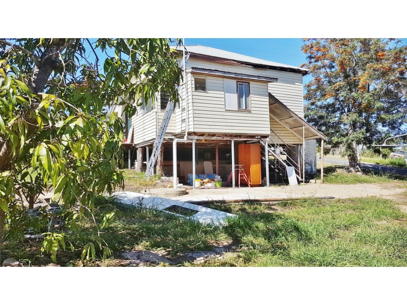 59 Dee Street, Mount Morgan QLD 4714