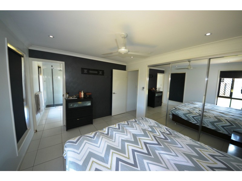 6 Wheeler Avenue, Gracemere QLD 4702