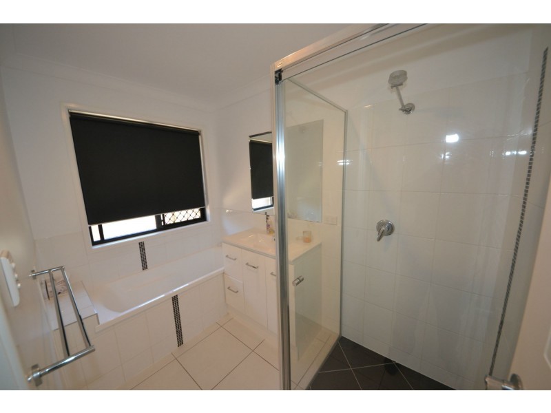 6 Wheeler Avenue, Gracemere QLD 4702