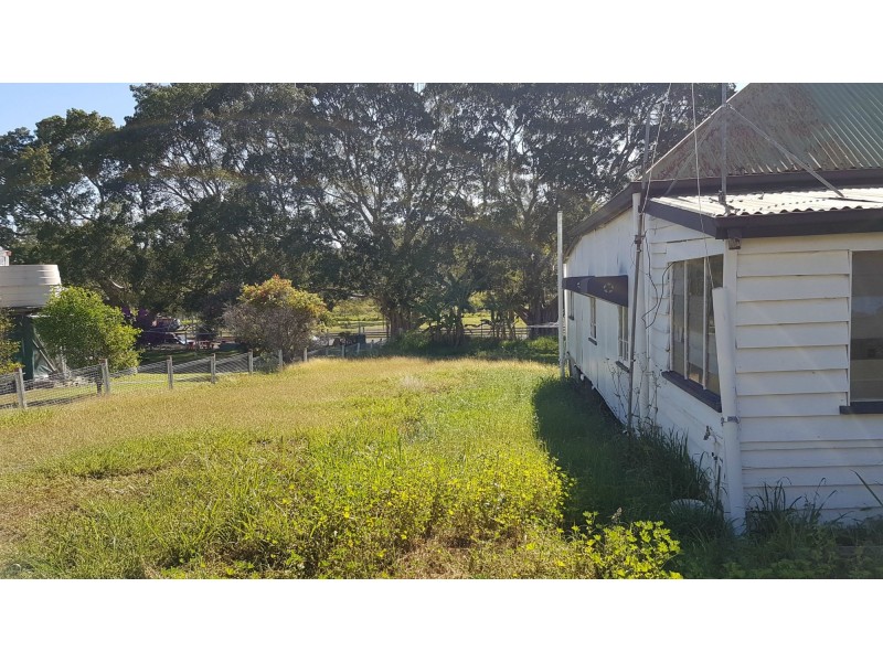 82 James Street, Mount Morgan QLD 4714